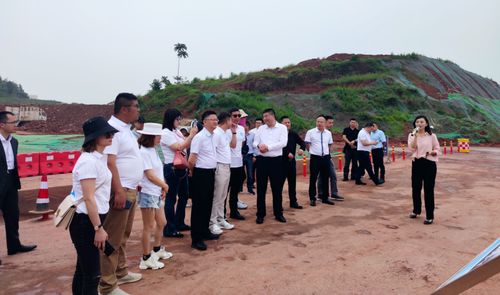 興文舉行綠色食品產業招商暨教育發展資金捐贈 產業項目簽署儀式